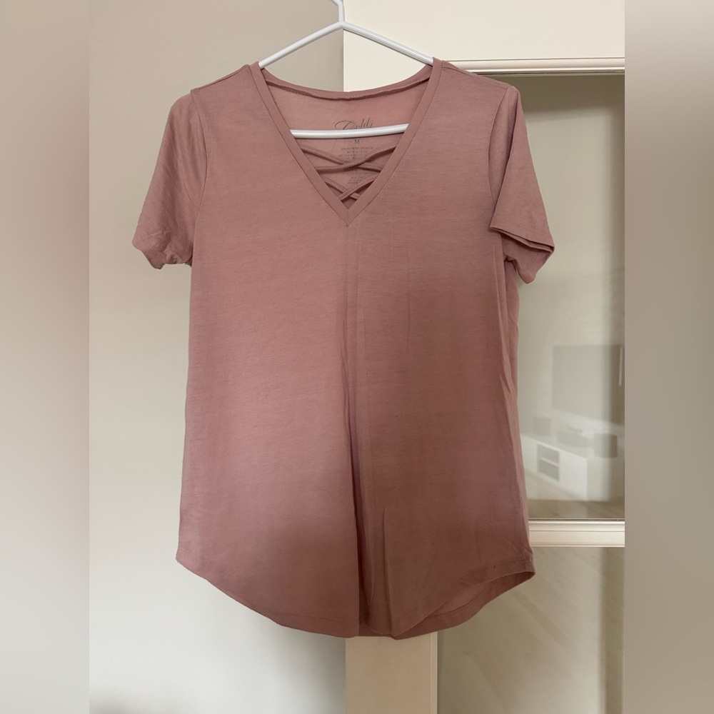 Women’s pink/blush t-shirt (M)